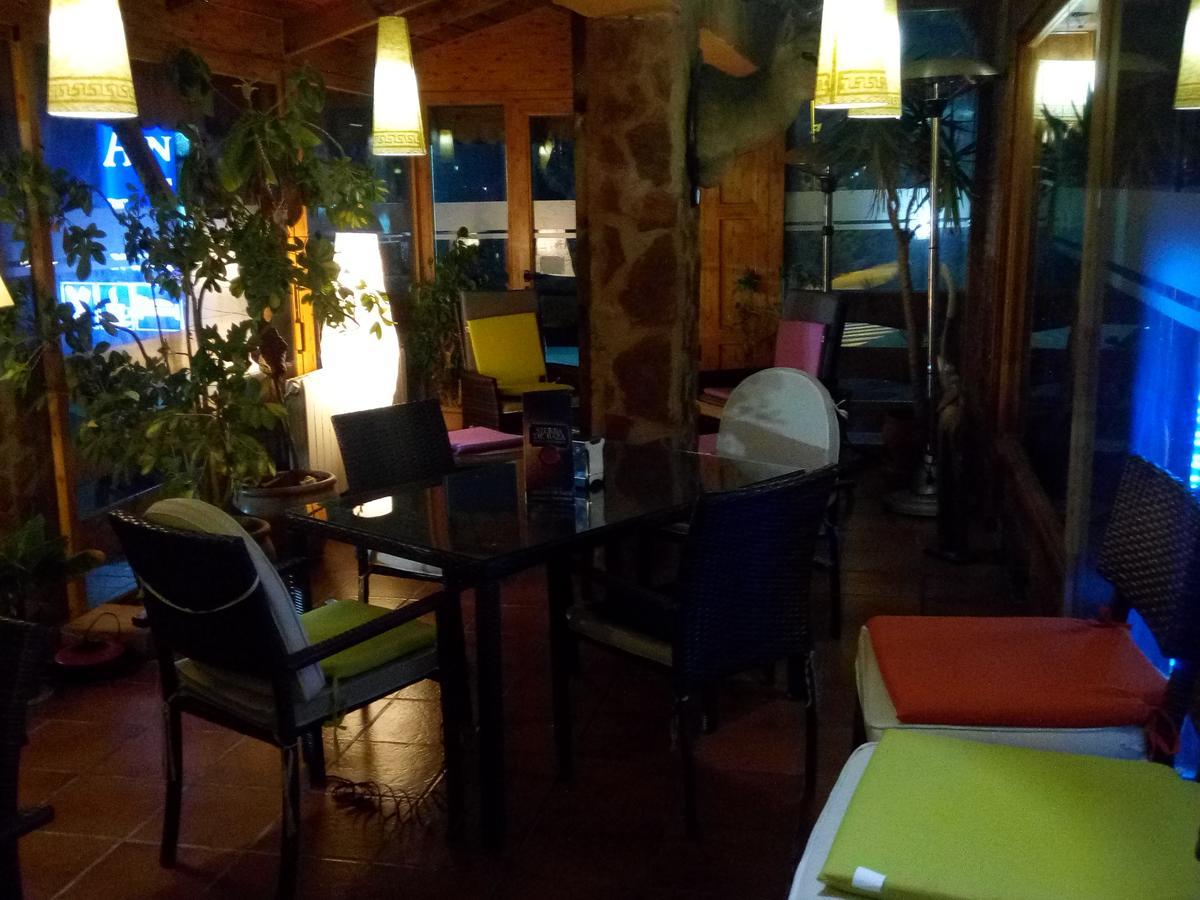 Hostal Sierra De Baza Zewnętrze zdjęcie