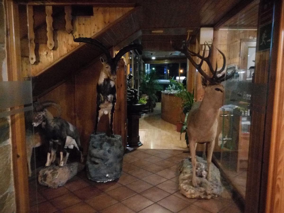 Hostal Sierra De Baza Zewnętrze zdjęcie