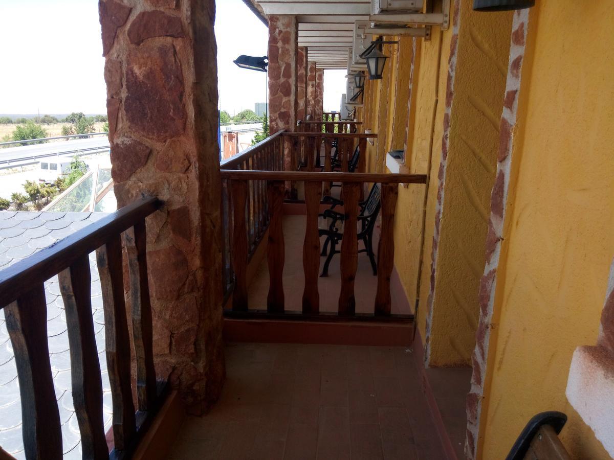 Hostal Sierra De Baza Zewnętrze zdjęcie